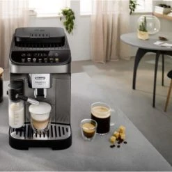 DeLonghi ECAM 290.81.TB Magnifica Evo Milk Kaffee-Vollautomat Titanium-schwarz -SEVERIN-Store 37c1339e d69b 4204 9d0d c88114aafd26 600x600