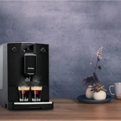Nivona CafeRomatica NICR 690 Kaffee-Vollautomat Mattschwarz/chrom -SEVERIN-Store 892a59a3 bbbb 42a3 93ff 00f38068e721 600x600