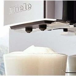 Miele CM 6360 Kaffee-Vollautomat Obsidianschwarz/cleansteel -SEVERIN-Store d7dd99f1 bfd3 460b abe3 593caa8c8c2d 600x600